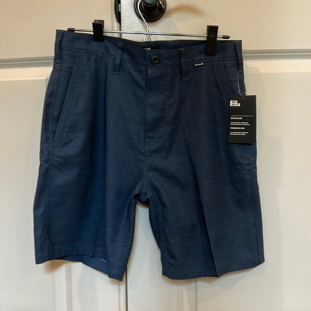 Men’s NEW with tags! Navy Hurley Nike Dri-Fit size 29 shorts